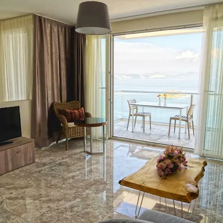 וילה Bodrum Adabuku Luks 2+1 Ozel Plaj Ve Havuzlu
