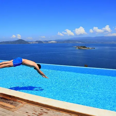 Bodrum Adabuku Luks 2+1 Ozel Plaj Ve Havuzlu * Bogazici