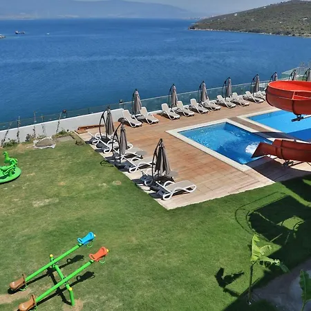 Bodrum Adabuku Luks 2+1 Ozel Plaj Ve Havuzlu *
